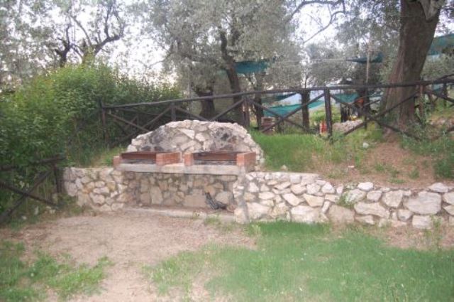 area picnic parco degli ulivi brace in pietra